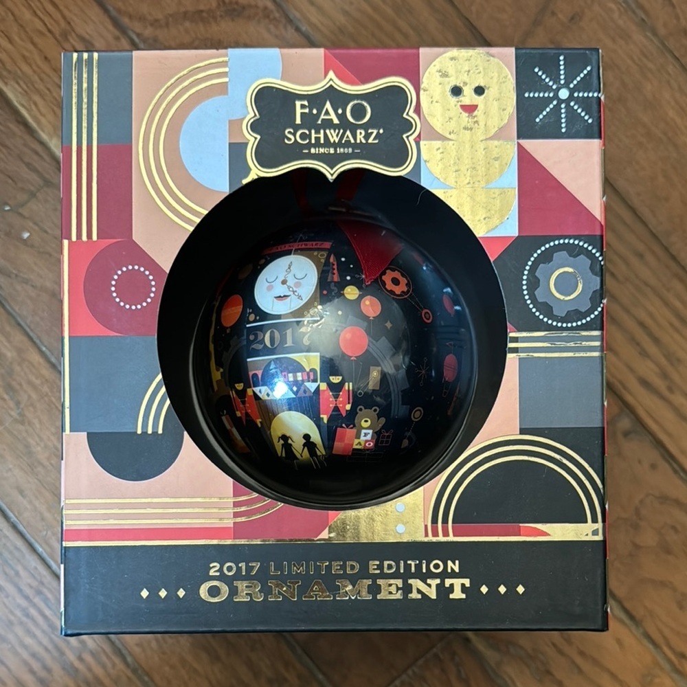 FAO‎ Schwarz 2017 Limited Edition Ornament NIB